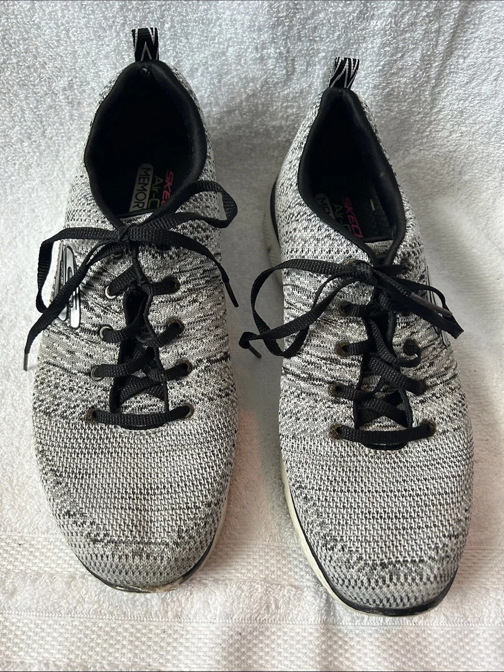 Skechers Gray and Black Knit Athletic Sneakers